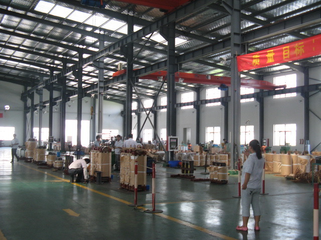 台州变压器生产车间